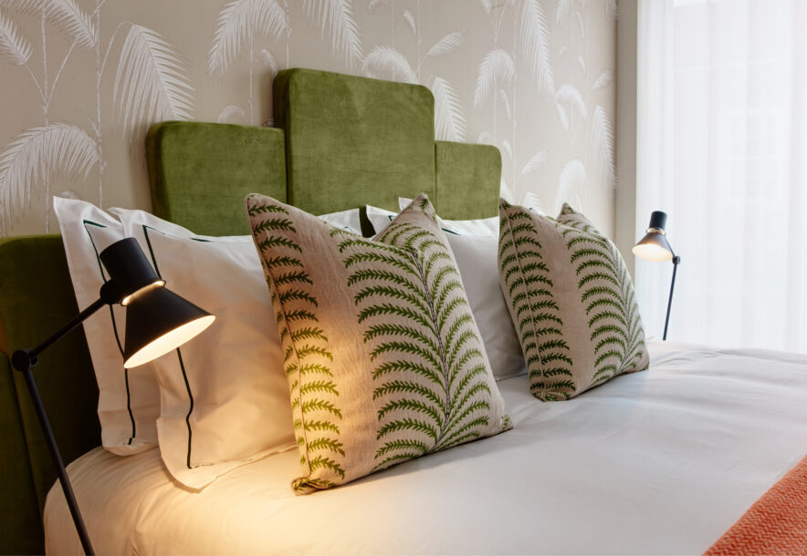 Bed 5B T